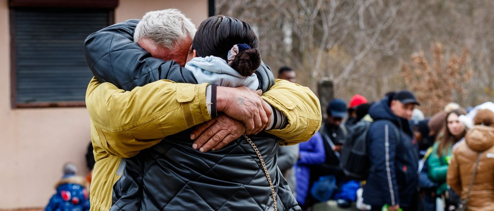 Ukraine, Uzhgorod-Vyshne Nemeckoe: Refugees from Ukraine on the border with Slovakia (checkpoint "Uzhgorod-Vyshne Nemeckoe") in the Zakarpatya regions (26 Feb 2022). — Photo by Fotoreserg